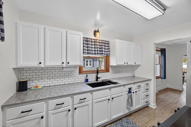 825 1ST STREET, Nekoosa, WI 54457