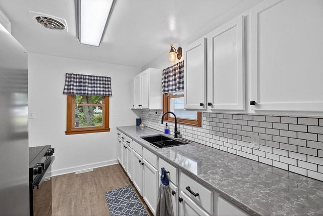 825 1ST STREET, Nekoosa, WI 54457