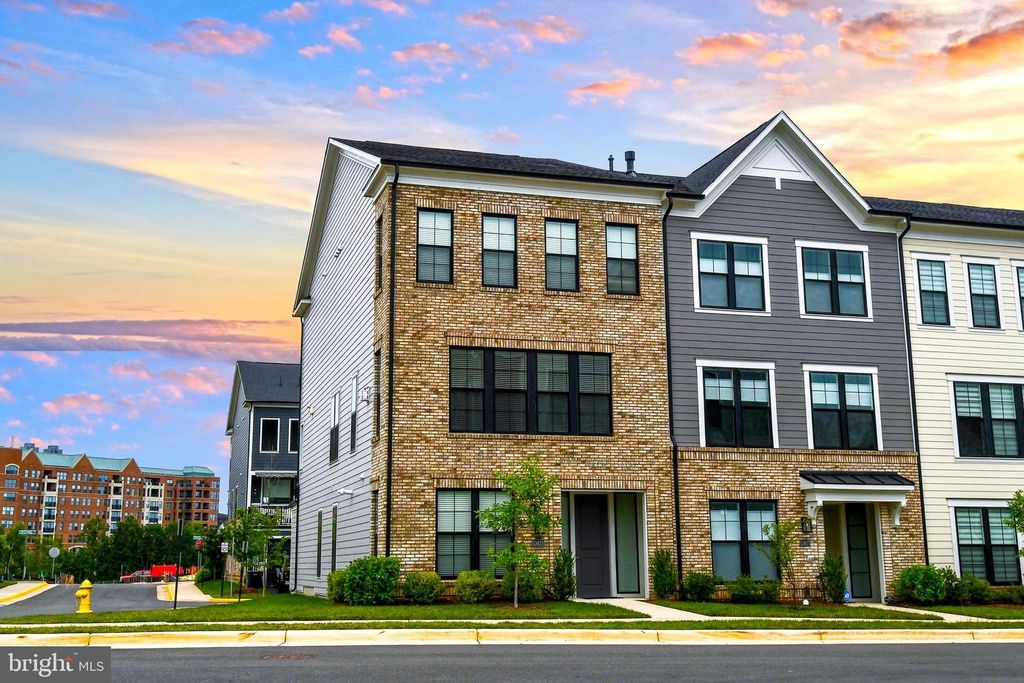 13825 ESTUARY PL, Woodbridge, VA 22191