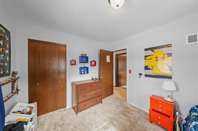 604 NE 1st Street, Blue Springs, MO 64014