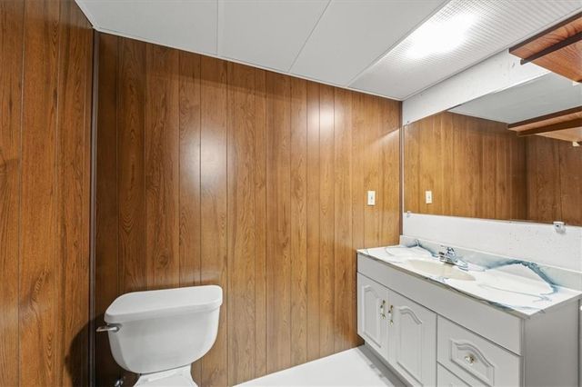 604 NE 1st Street, Blue Springs, MO 64014