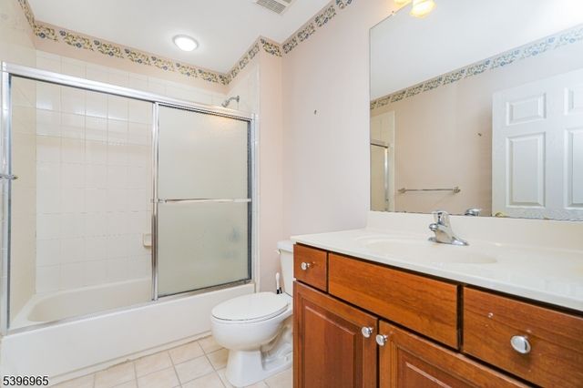 35 Hancock Pl, Franklin Twp., NJ 08873