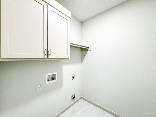 8046 N 50th Street, Mcallen, TX 78504