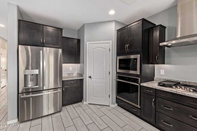 7919 W PASADENA Avenue, Glendale, AZ 85303