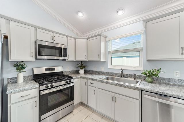 6316 DANIELSON LOOP, The Villages, FL 32163