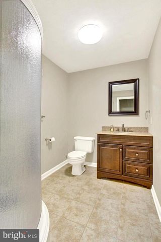 1067 PINE GROVE RD, Hanover, PA 17331