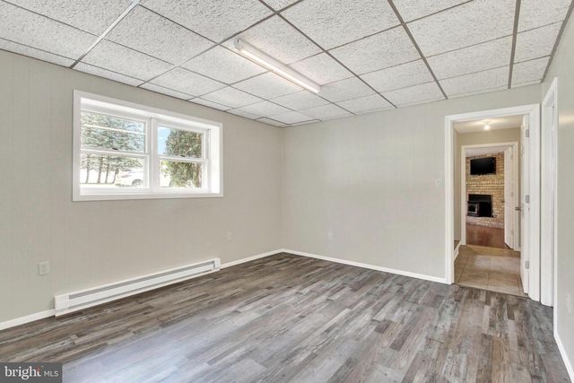 1067 PINE GROVE RD, Hanover, PA 17331