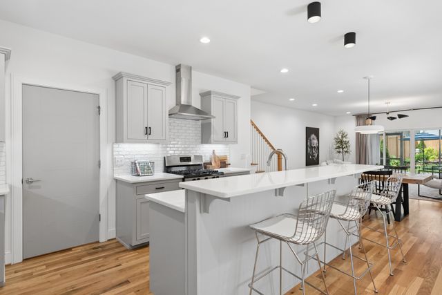 2815A W Kirkwood Ave, Nashville, TN 37204
