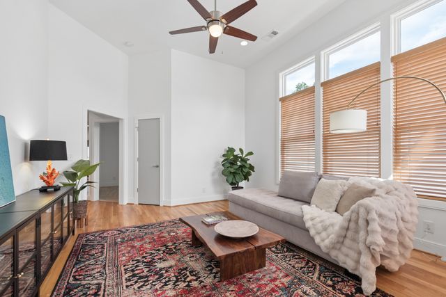 2815A W Kirkwood Ave, Nashville, TN 37204