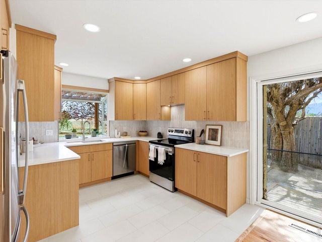 4437 Driftwood Pl, Boulder, CO 80301