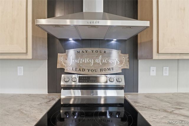 1451 W Jackson Hill Court, Lecanto, FL 34461