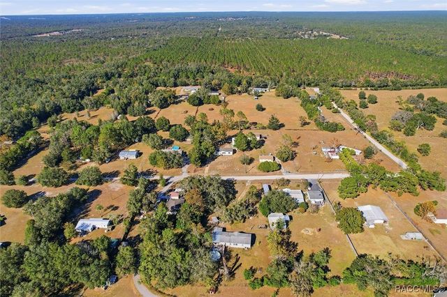 1451 W Jackson Hill Court, Lecanto, FL 34461