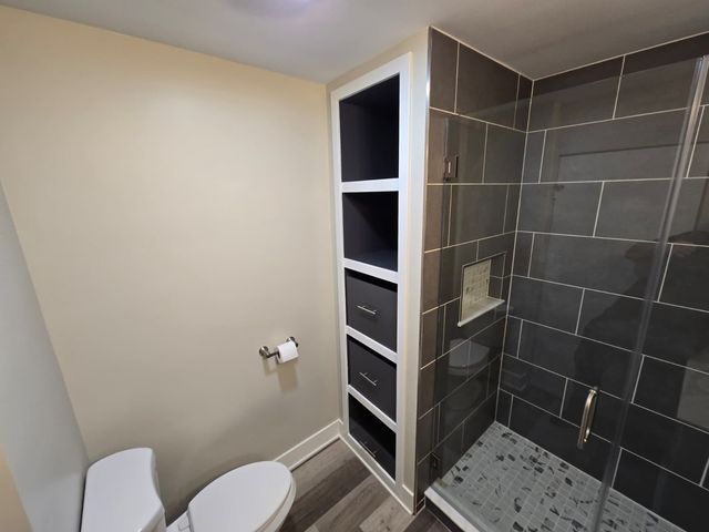 5522 Pershing Avenue, Downers Grove, IL 60515