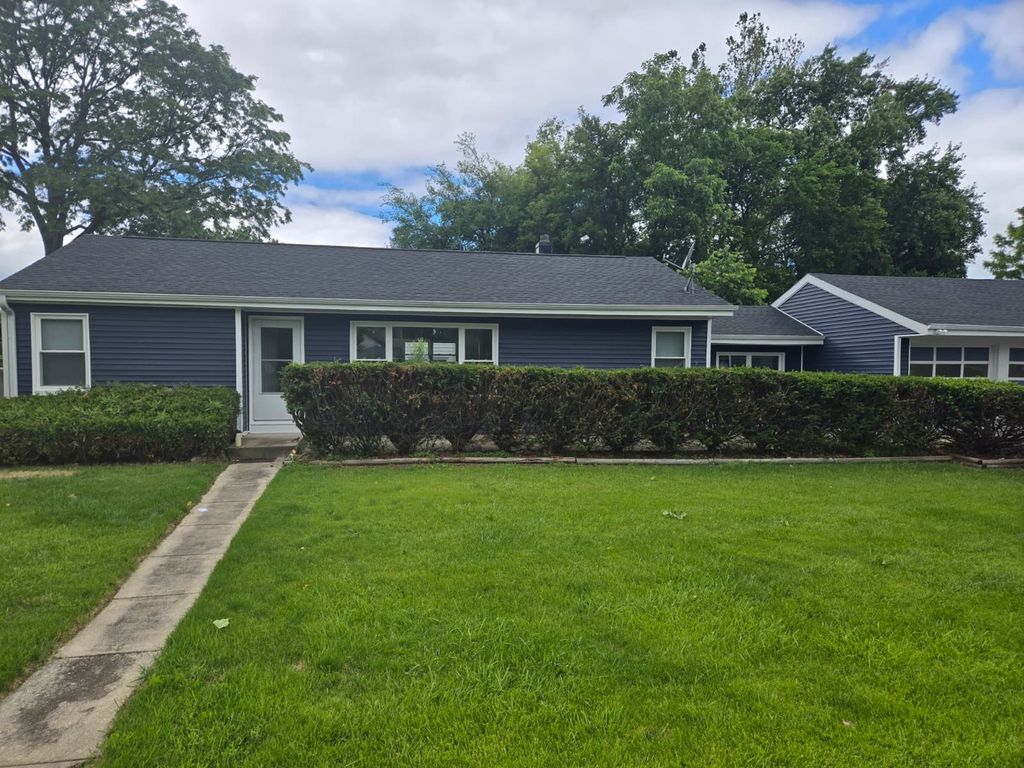 5522 Pershing Avenue, Downers Grove, IL 60515