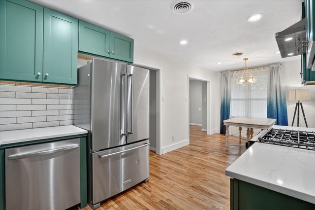 1008 Zelda Drive, Hurst, TX 76053