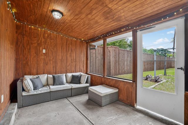 1008 Zelda Drive, Hurst, TX 76053