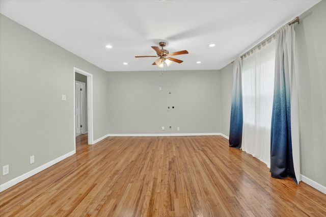 1008 Zelda Drive, Hurst, TX 76053