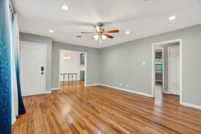 1008 Zelda Drive, Hurst, TX 76053