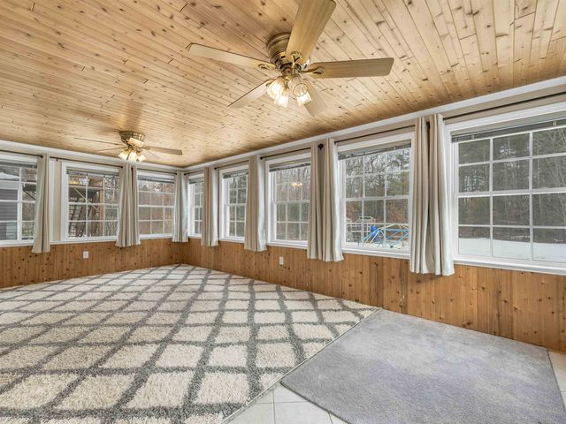 132 Dustin Tavern Road, Weare, NH 03281