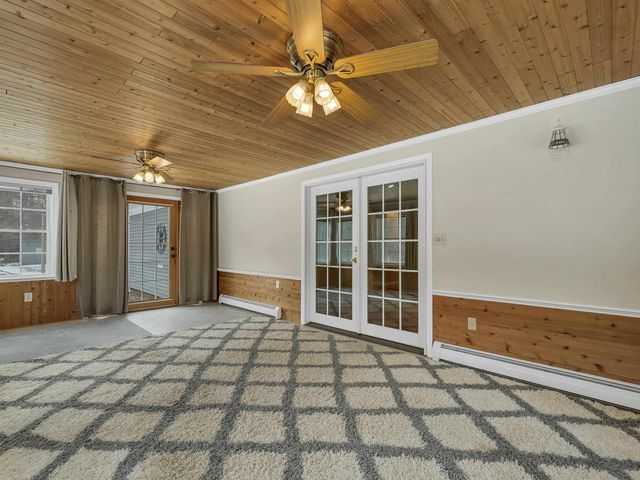 132 Dustin Tavern Road, Weare, NH 03281