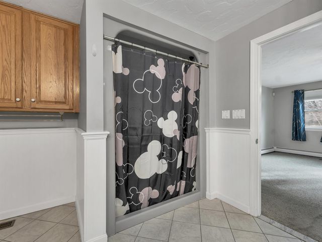 132 Dustin Tavern Road, Weare, NH 03281