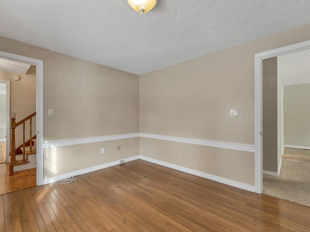 132 Dustin Tavern Road, Weare, NH 03281