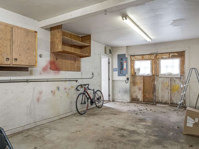 132 Dustin Tavern Road, Weare, NH 03281