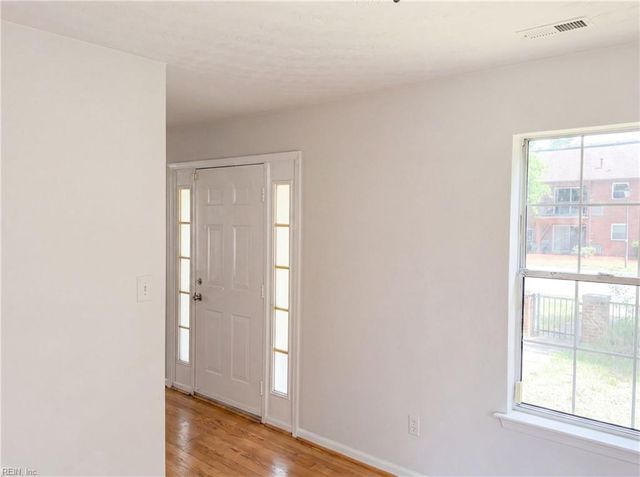 625 E Princess Anne RD, Norfolk, VA 23510