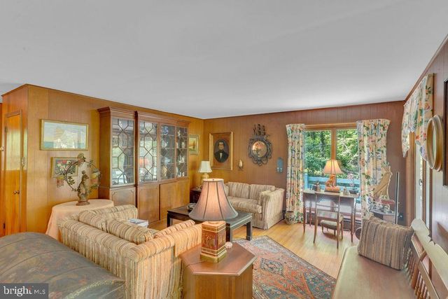 166 RIVER, Pipersville, PA 18947