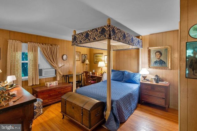 166 RIVER, Pipersville, PA 18947