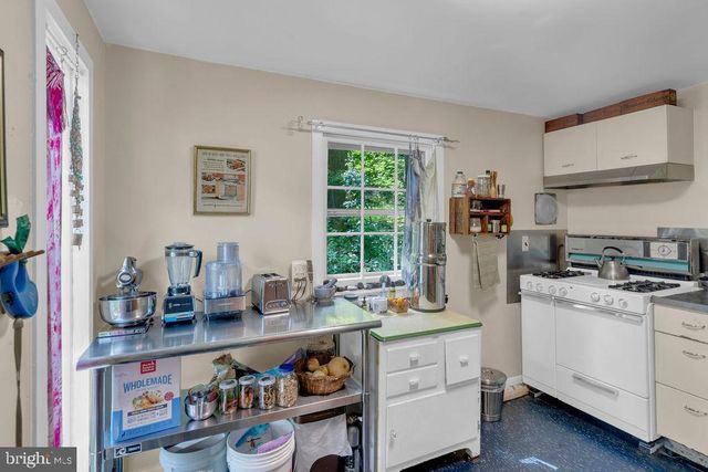166 RIVER, Pipersville, PA 18947
