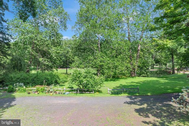 166 RIVER, Pipersville, PA 18947