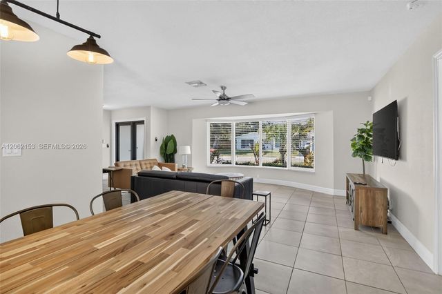 5602 SW 1st Street, Plantation, FL 33317