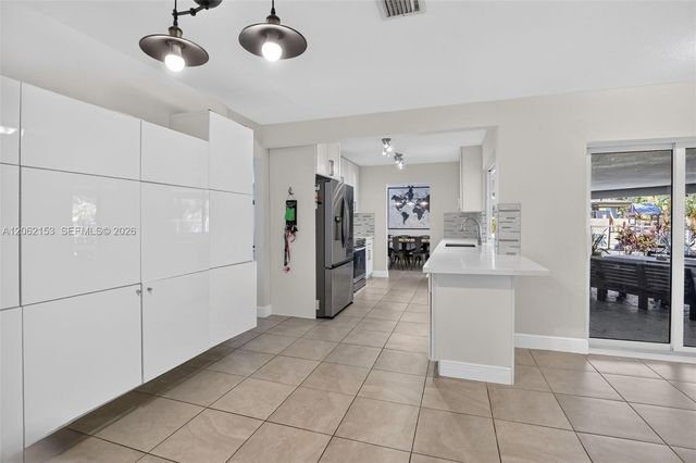 5602 SW 1st Street, Plantation, FL 33317