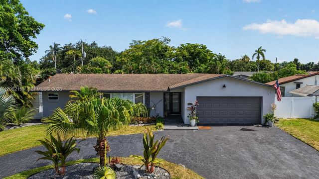 5602 SW 1st Street, Plantation, FL 33317