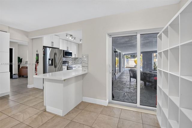 5602 SW 1st Street, Plantation, FL 33317