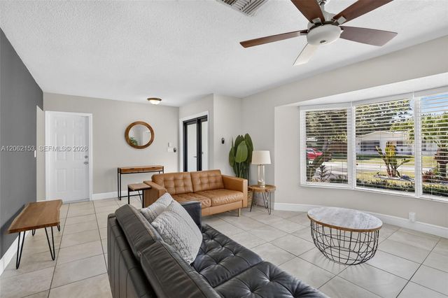 5602 SW 1st Street, Plantation, FL 33317