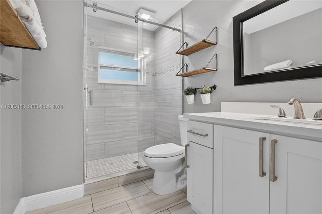 5602 SW 1st Street, Plantation, FL 33317