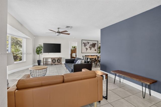 5602 SW 1st Street, Plantation, FL 33317