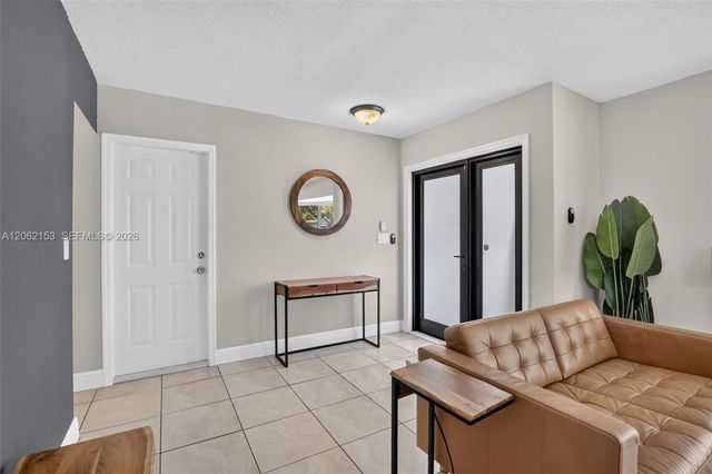 5602 SW 1st Street, Plantation, FL 33317
