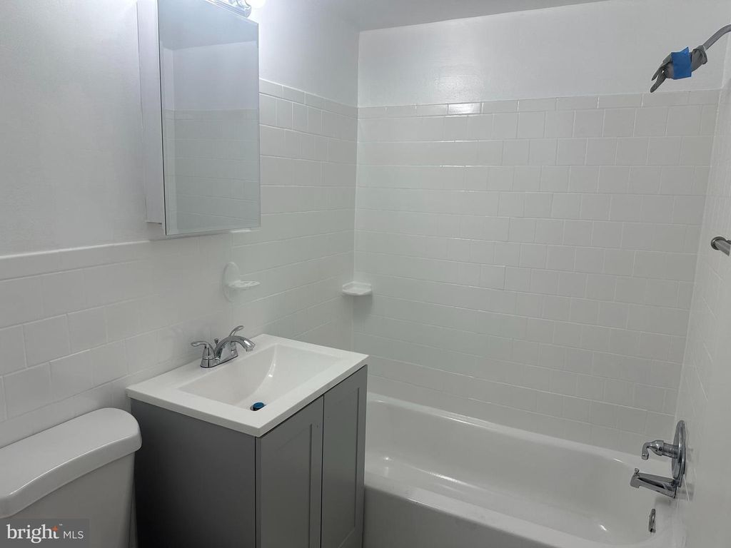 11342 CHERRY HILL RD #2-E101, Beltsville, MD 20705