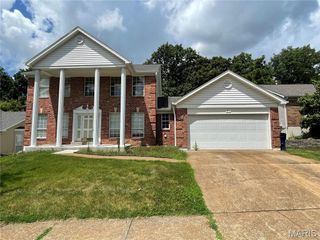 6875 Bear Creek Drive, St Louis, MO 63129