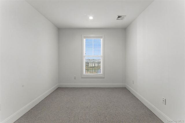 237 Marina Pointe Drive 237, East Rockaway, NY 11518