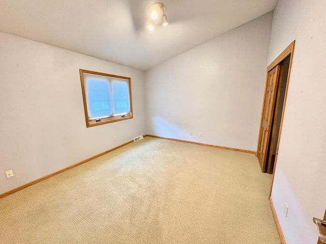 W203S7759 Wood Berry COURT, Muskego, WI 53150