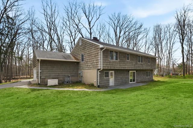 1610 Croton Lake Road, Yorktown Heights, NY 10598