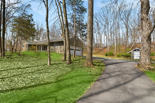 1610 Croton Lake Road, Yorktown Heights, NY 10598