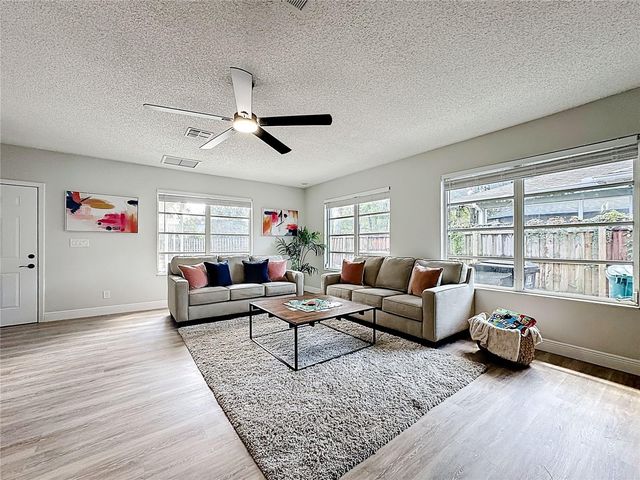 3223 N ORANGE AVE, Orlando, FL 32803