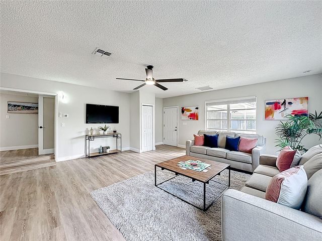 3223 N ORANGE AVE, Orlando, FL 32803