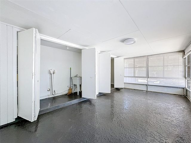 3223 N ORANGE AVE, Orlando, FL 32803