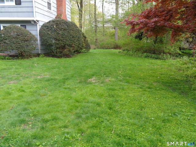 151 Sun Dance Road, Stamford, CT 06905
